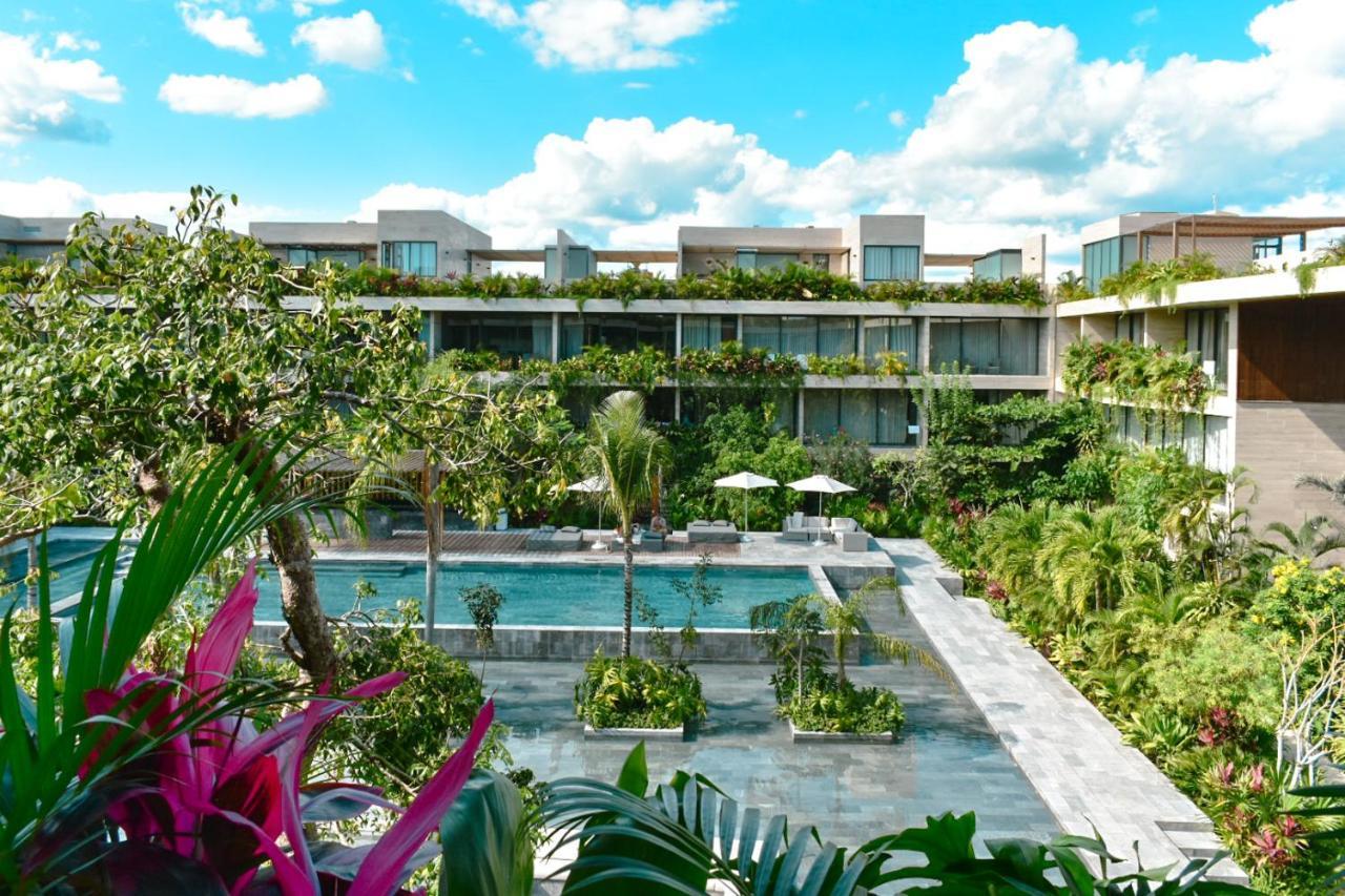 Mistiq Aparthotel 4*