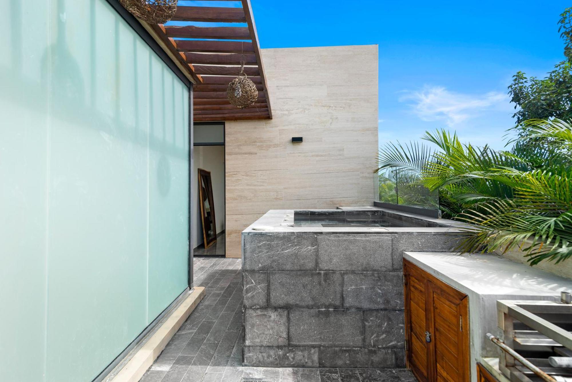 Mistiq Aparthotel Tulum
