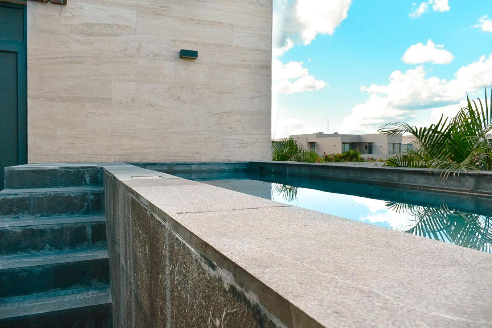 Mistiq Aparthotel Tulum